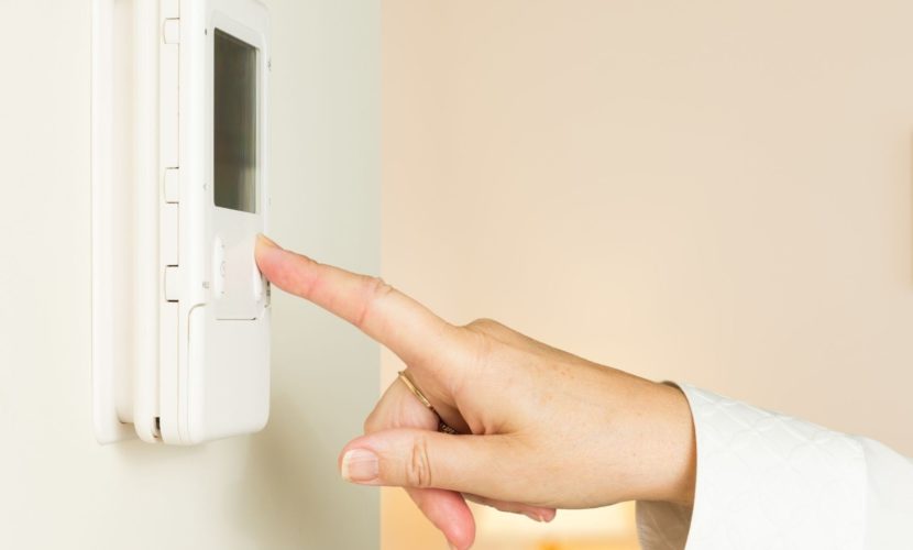 Faut-il laisser la VMC allumée durant l'été ?