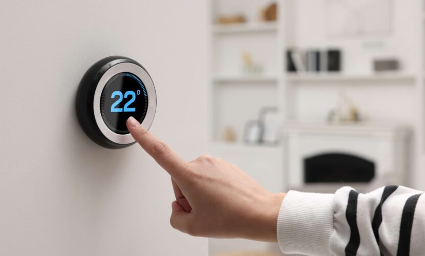 Les atouts des thermostats intelligents pour optimiser la gestion des climatisations.